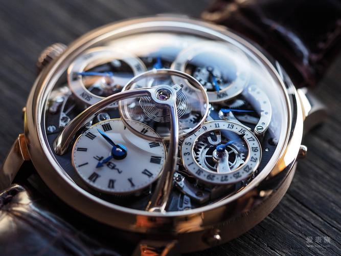 MB&F Legacy Machine